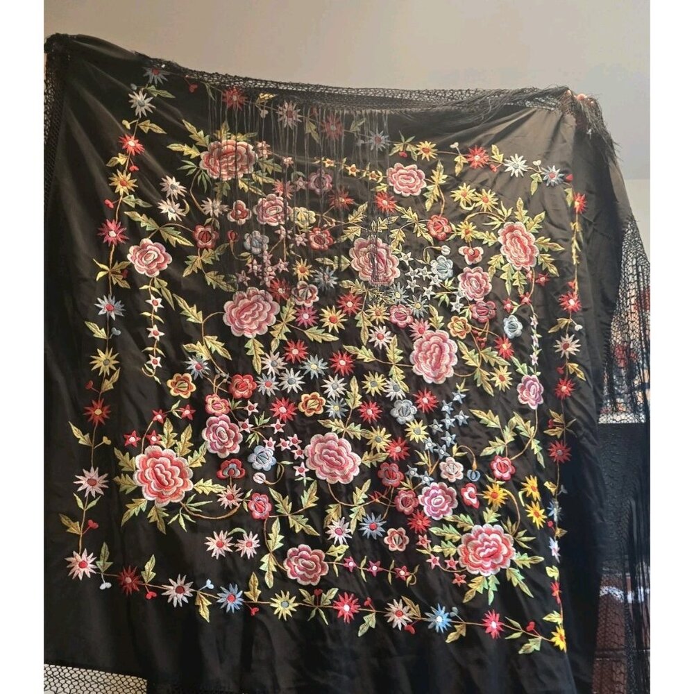 Vintage Embroidered Piano Shawl Black Floral Fringe 47x47 Spanish Style Wrap